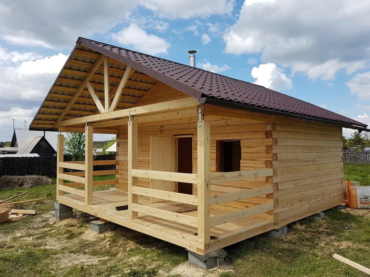 Дом с террасой 7×8